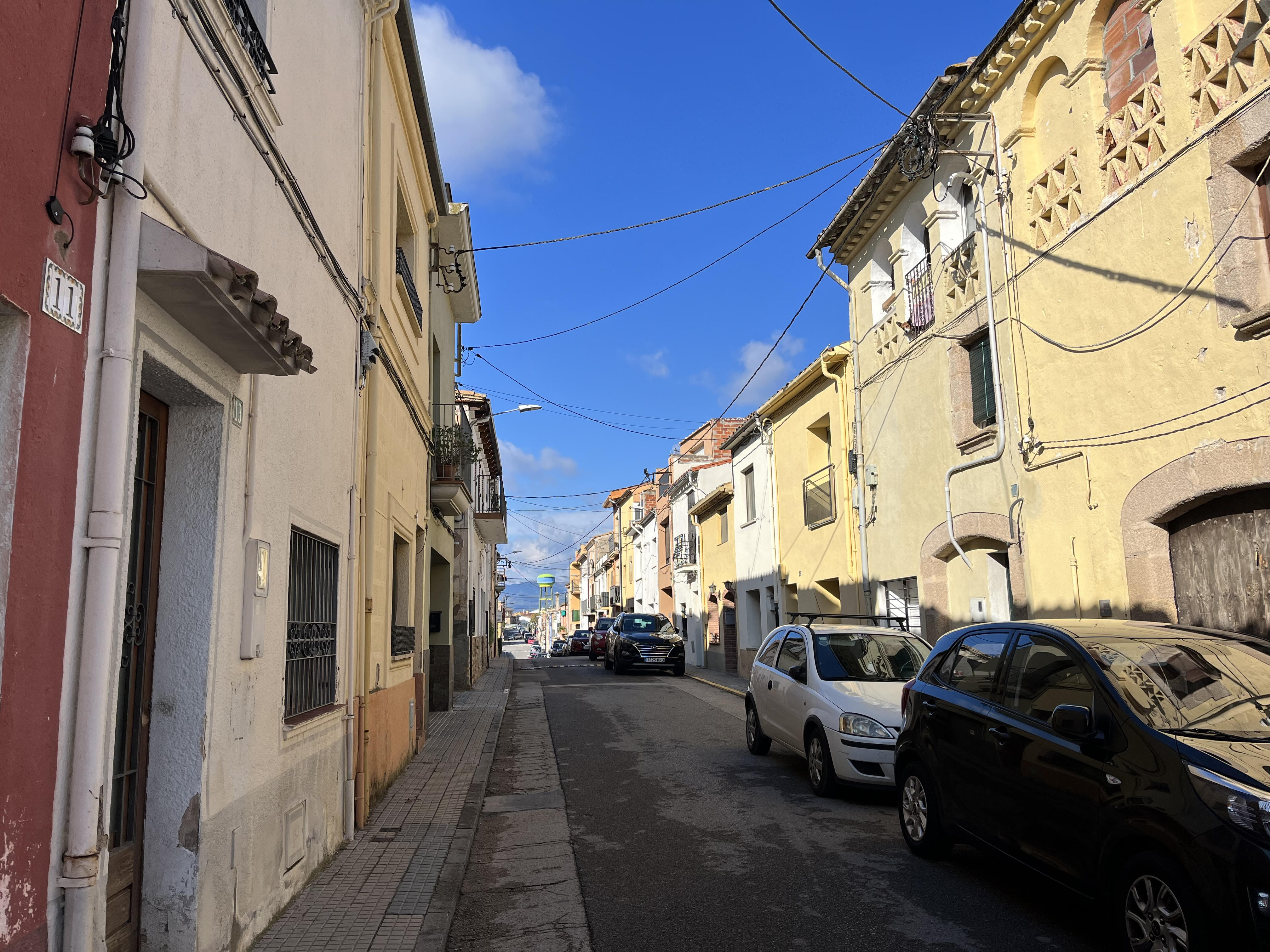 L'Ajuntament de Riudarenes reurbanitzarà un dels carrers més antics del municipi